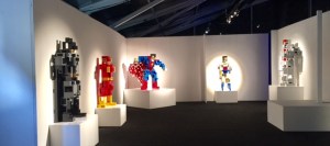 wide-shot-of-gallery